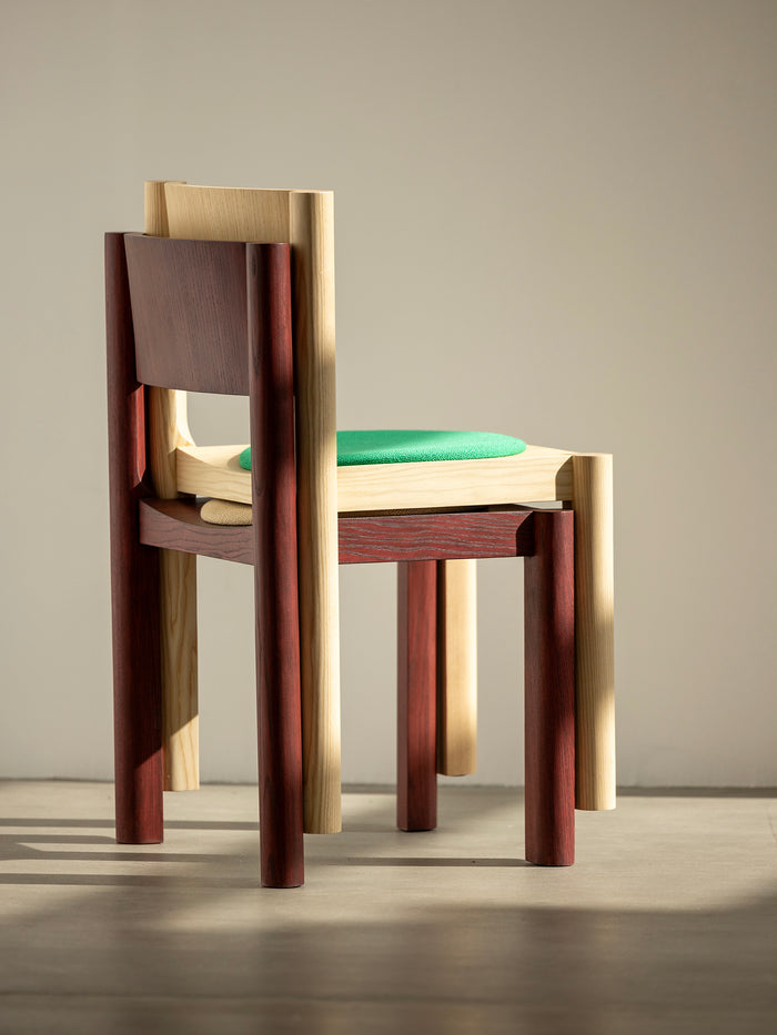 Kann Design - Chaise Paume frêne bordeaux - tissu beige C 3047