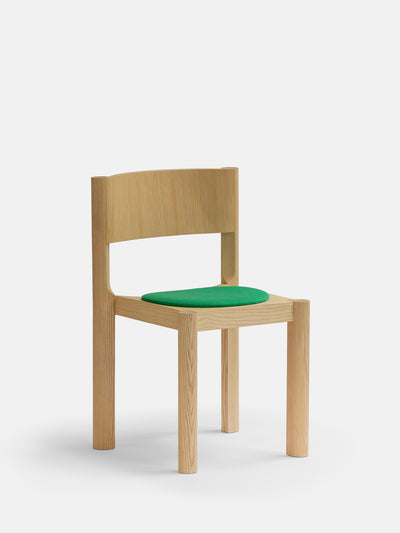 Kann Design - Chaise Paume frêne naturel - tissu vert C3046