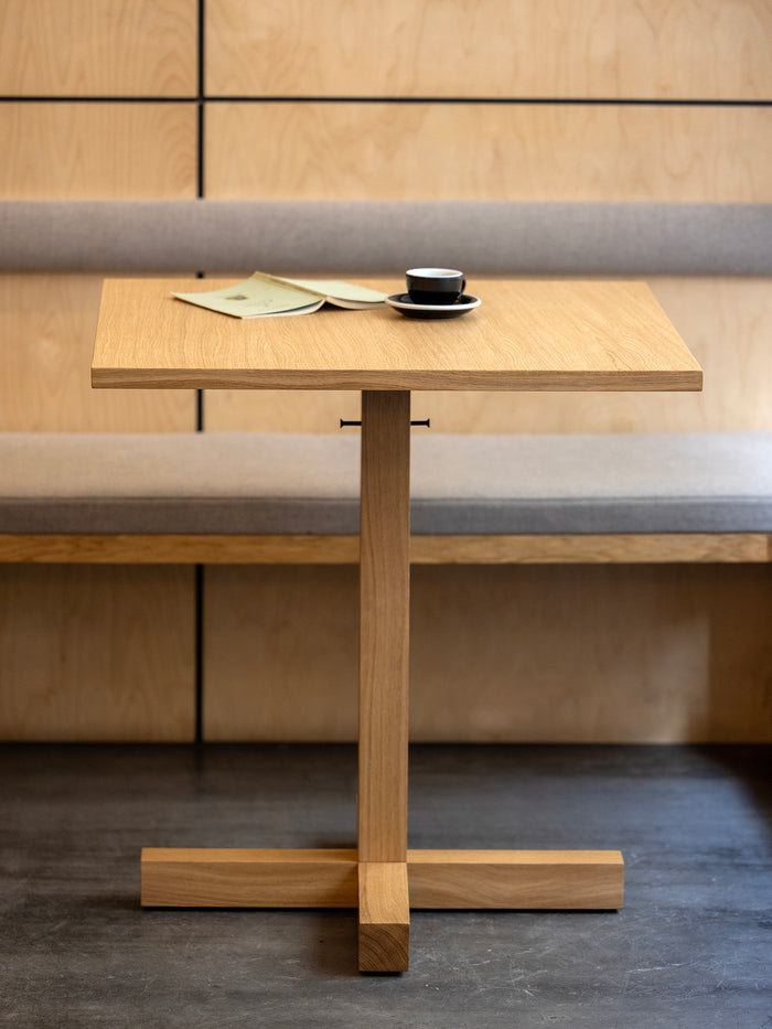 Kann Design - Table de repas Tal Bitrot Square 70 - chêne naturel DT3042