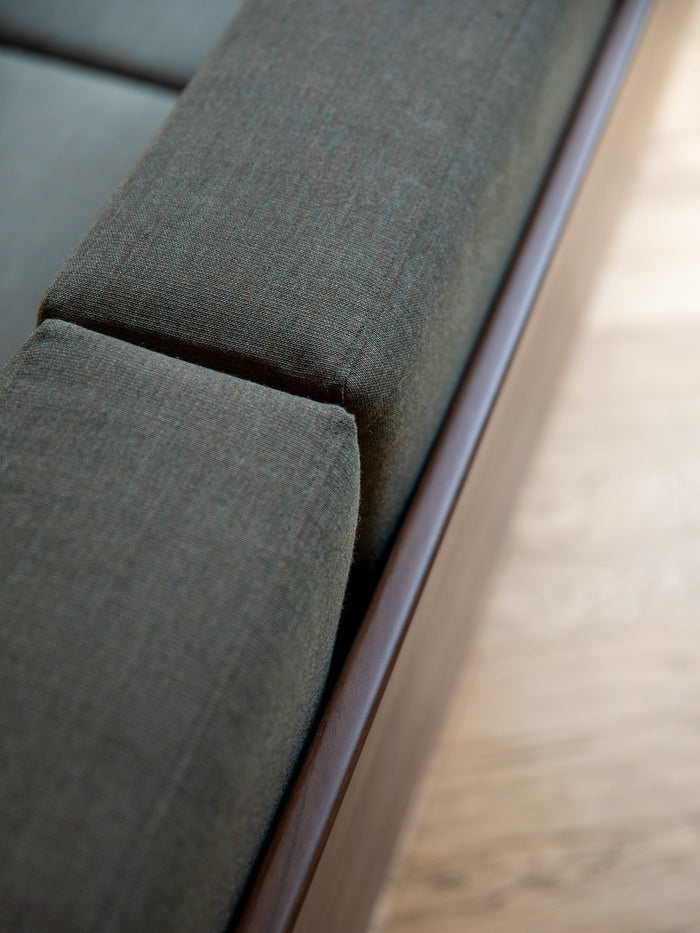 Kann Design - Canapé Cut vert sablé S1052