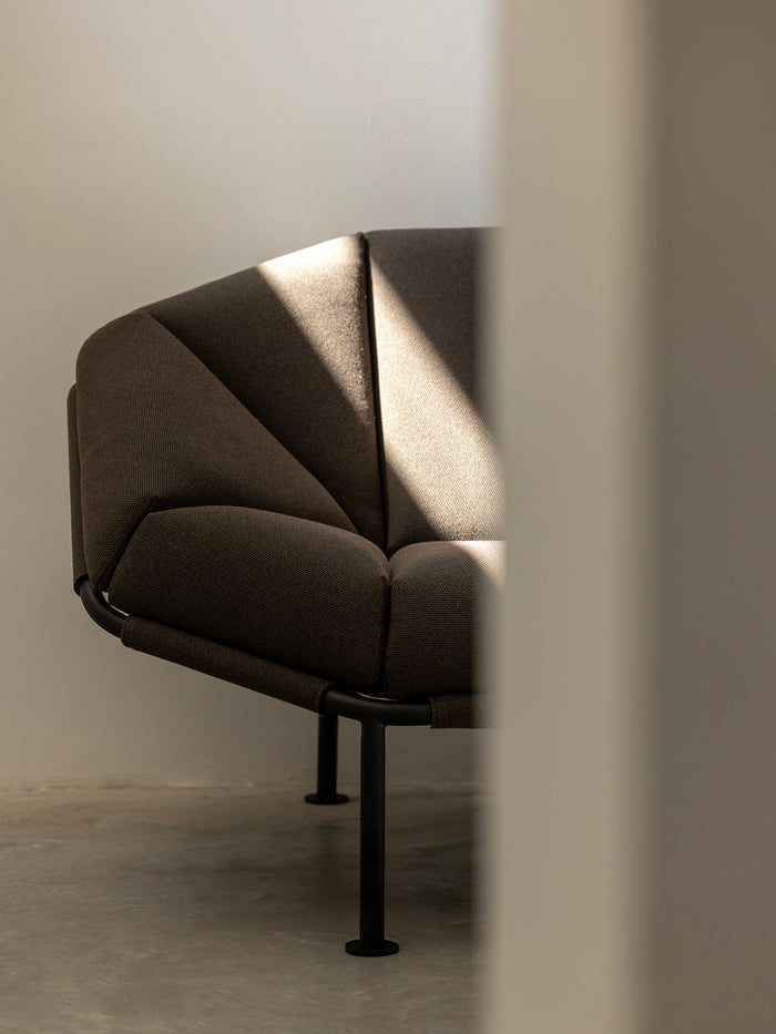 Kann Design - Atlas armchair khaki A1986