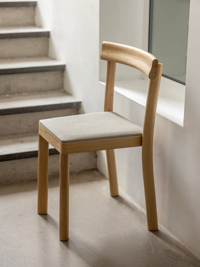 Kann Design - Galta chair natural oak - grey fabric C2071