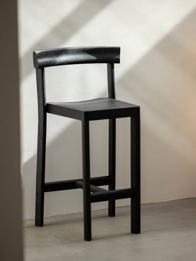 Kann Design - Galta 65 high chair black oak CC1049