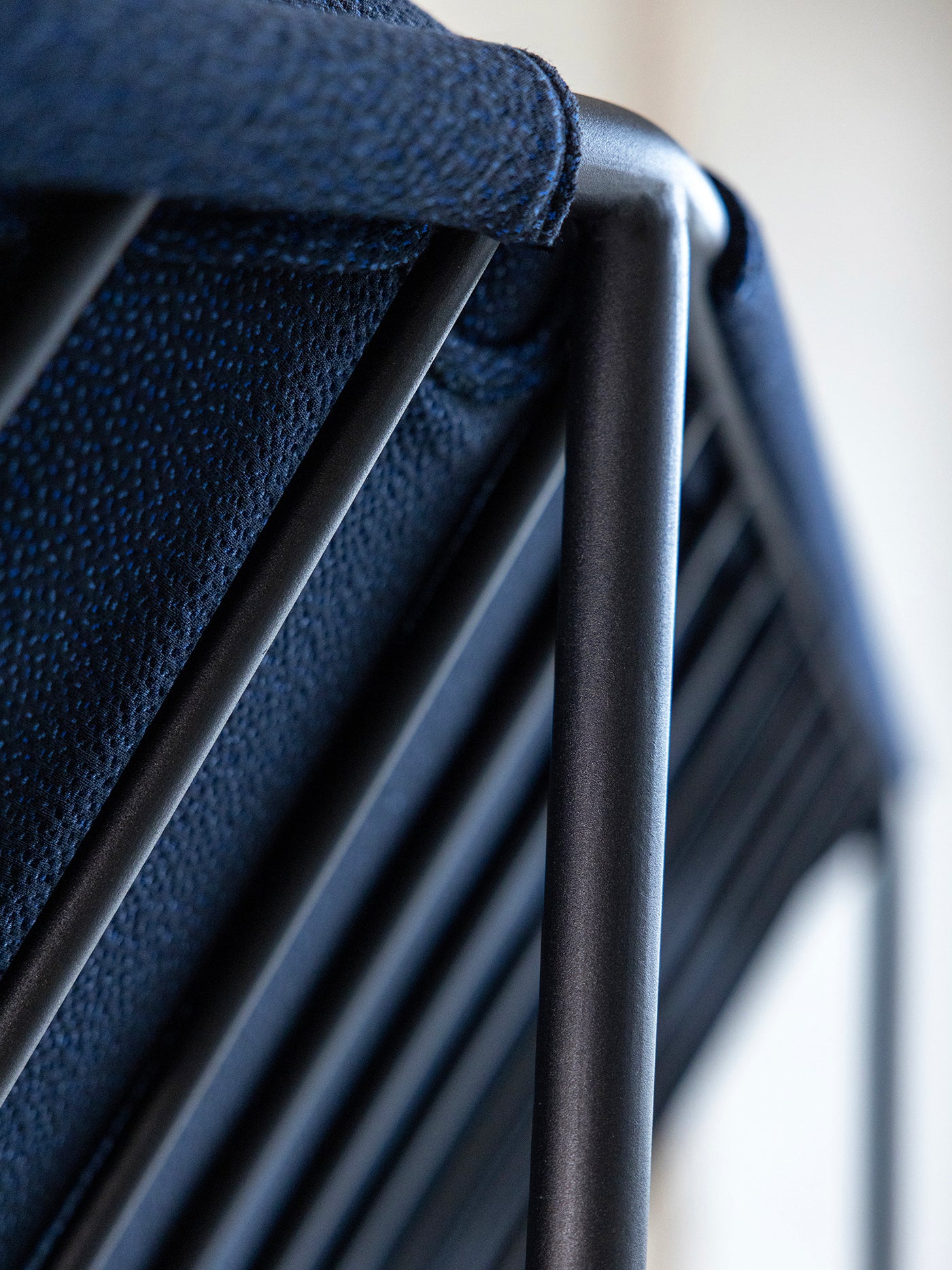 Canapé Atlas 2 Seater bleu marine S1988 - Kann Design